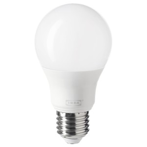 ТРОДФРИ Светодиодная лампочка E27 806 лм, беспроводное регулирование теплый белый, шаровидный молочный